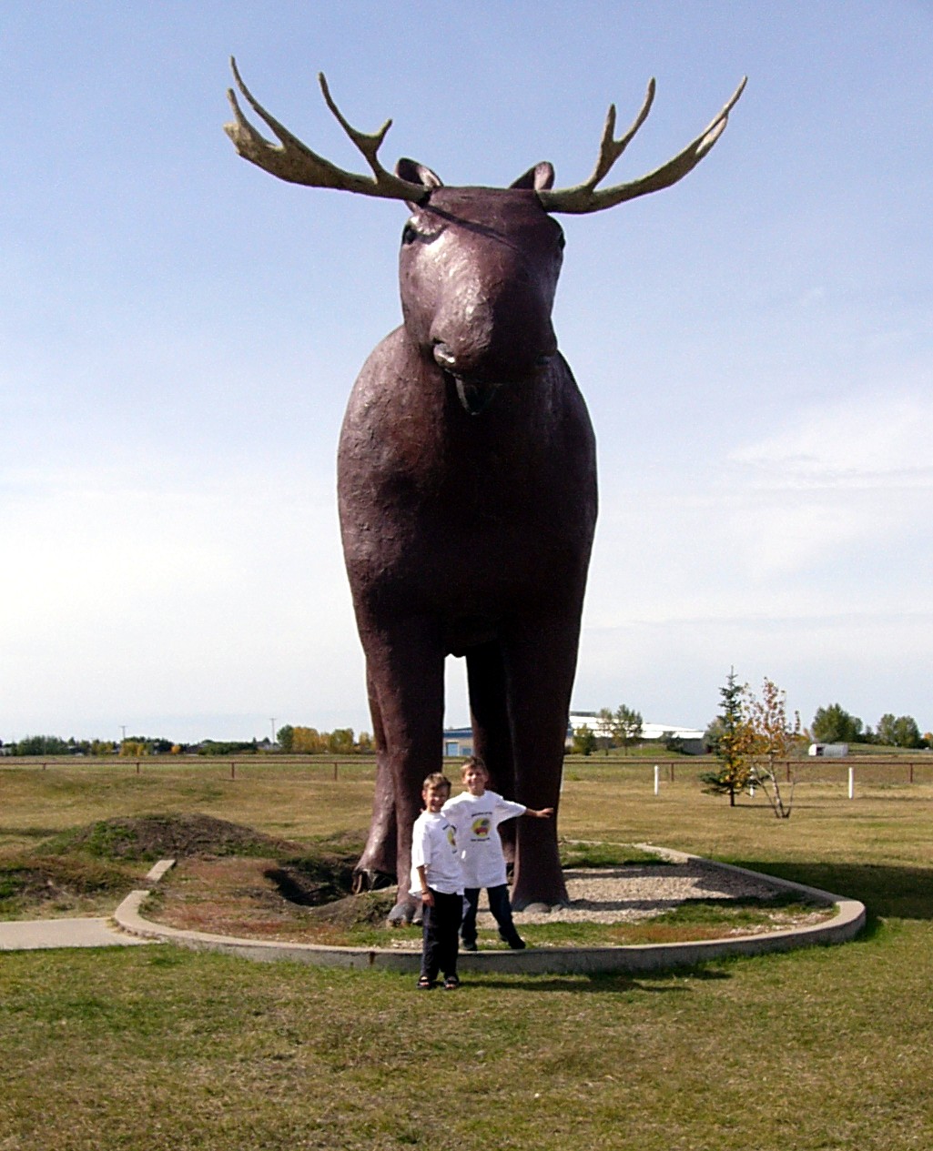 01 - Mack the Moose